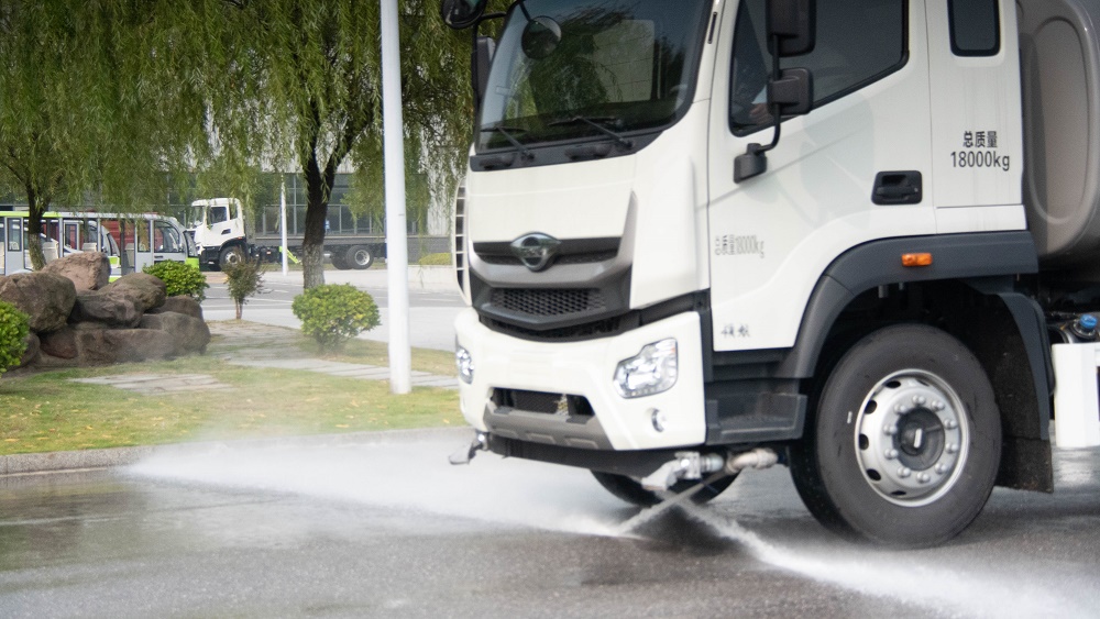 綠化環(huán)衛(wèi)灑水車制造