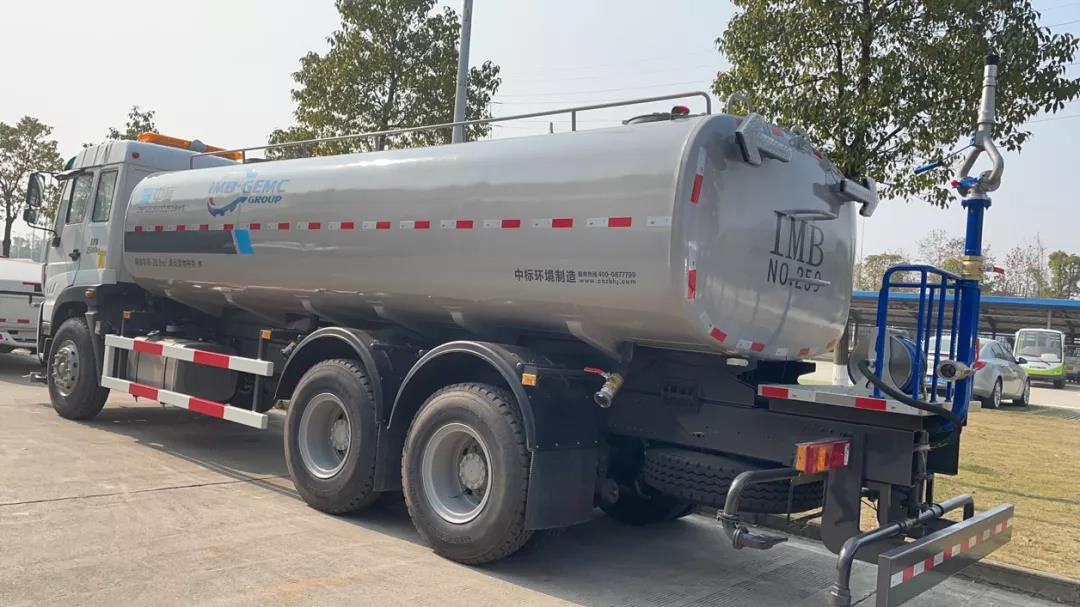 此次首發(fā)印尼的中標(biāo)灑水車