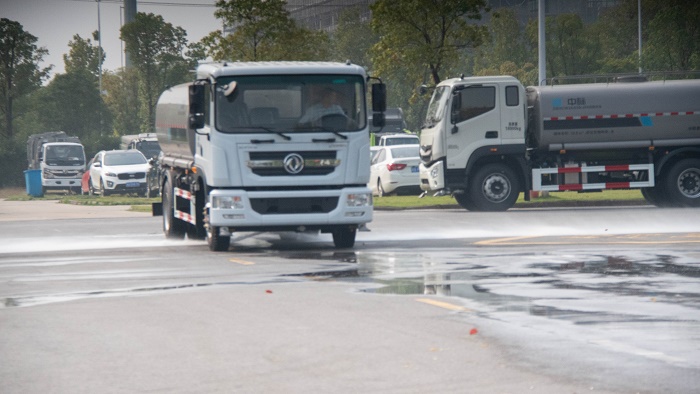 環(huán)衛(wèi)灑水車日常維護(hù)需注意哪些方面？