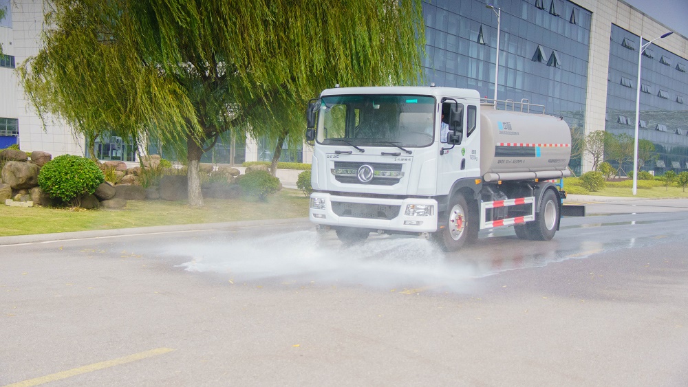 灑水車雨刷使用有什么注意事項?